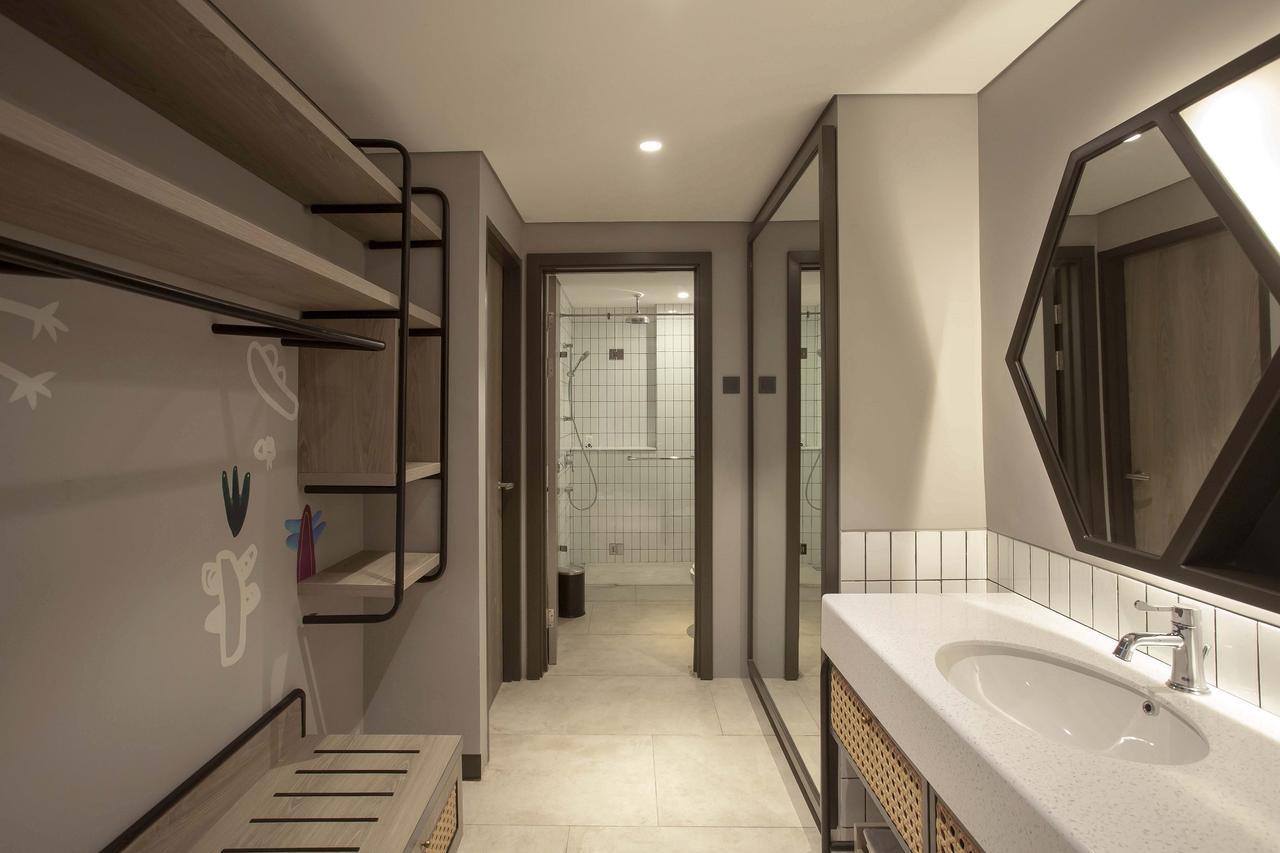 Artotel Yogyakarta Kejayan Exterior foto